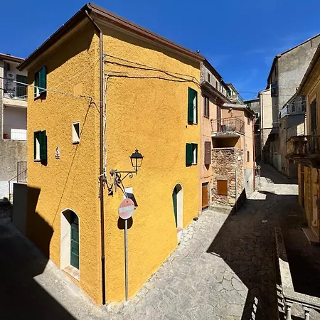 Nyaraló Casetta Del Sasso *